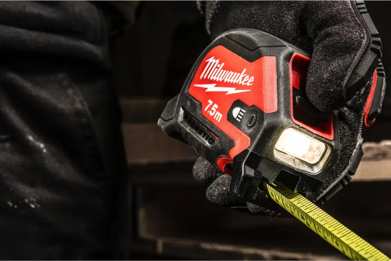 Svinovací metr Milwaukee LED MAGNETIC 7.5M, délka 7,5 metru, 4932492469